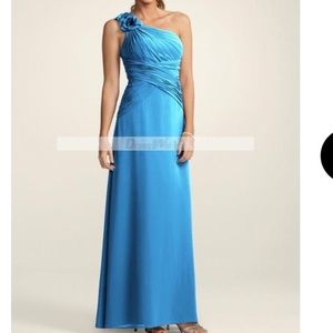 David's Bridal Aqua Chiffon Long Gorgeous and Flattering Bridesmaid Dress Sz 8